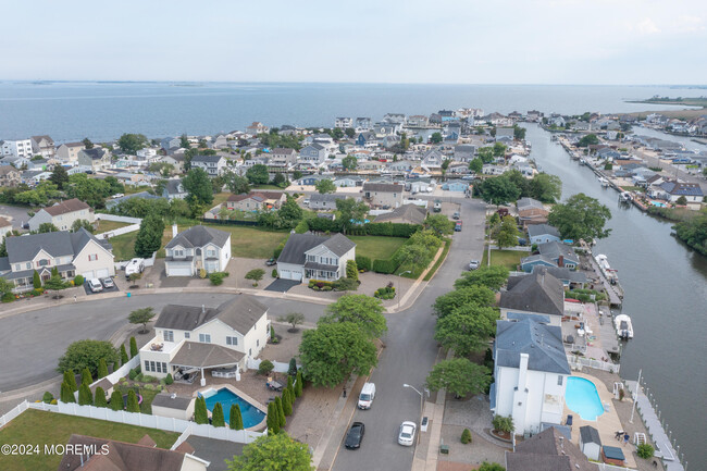 Foto del edificio - 1720 Key West Rd