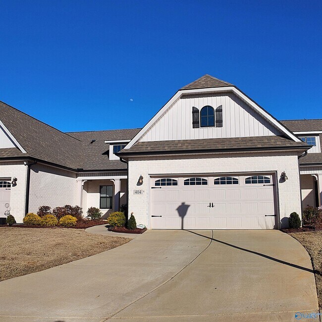 Foto del edificio - 404 Tillane Pk Cir