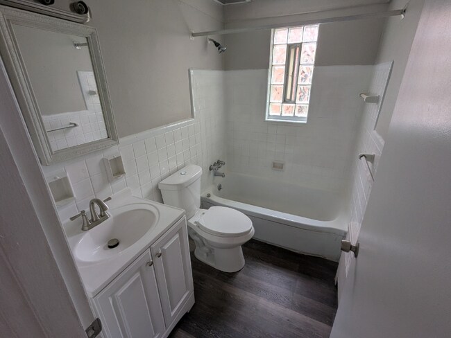 Foto del edificio - 2512 Rack Ct