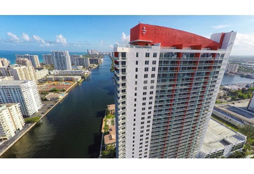 Primary Photo - 2602 E Hallandale Beach Blvd