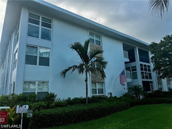 Foto del edificio - 1021 3rd St S
