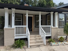 Building Photo - 1014 E Lake Ave