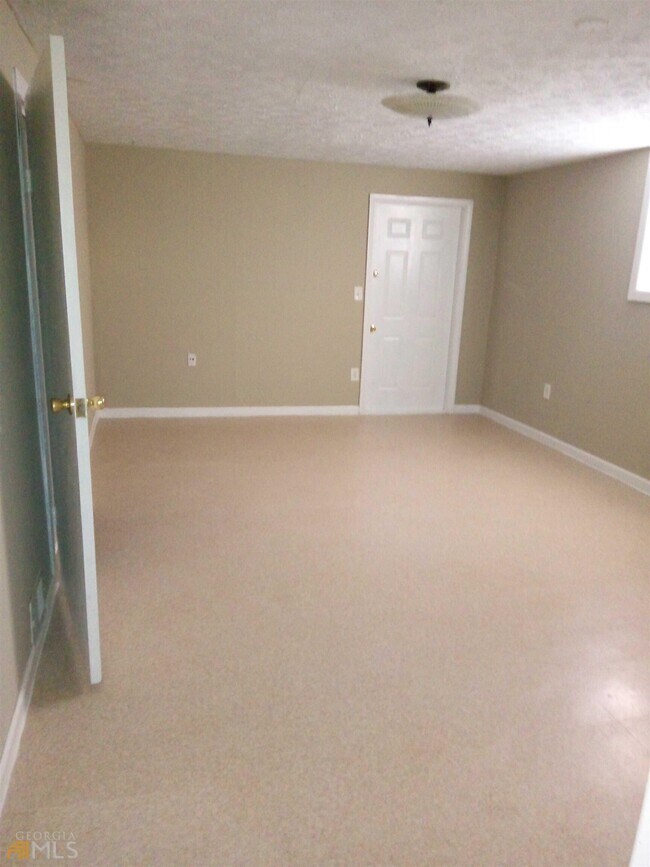 1436-pineglen-dr-riverdale-ga-30296-house-rental-in-riverdale-ga