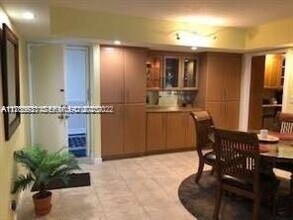 Building Photo - 5005 Collins Ave