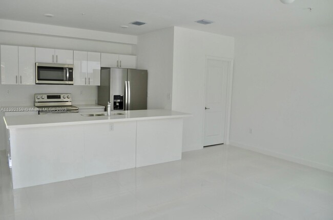 Building Photo - 24600 SW 129th Path