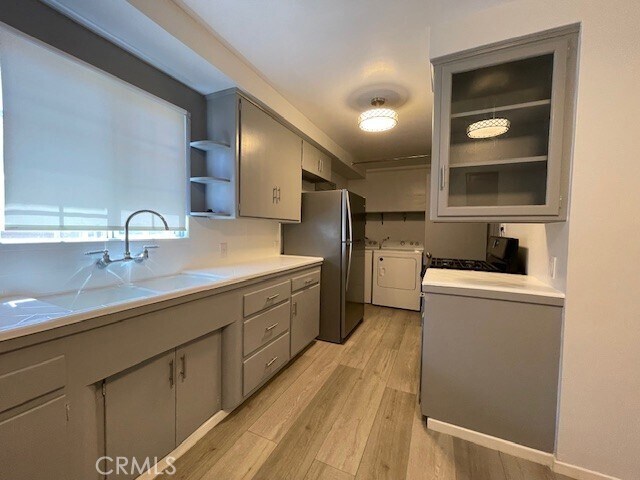 Foto del edificio - 2544 N Brighton St