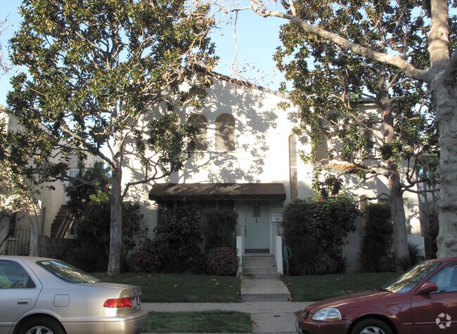 Foto del edificio - 243 N Swall Dr