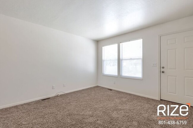 Building Photo - 173 E 8000 S