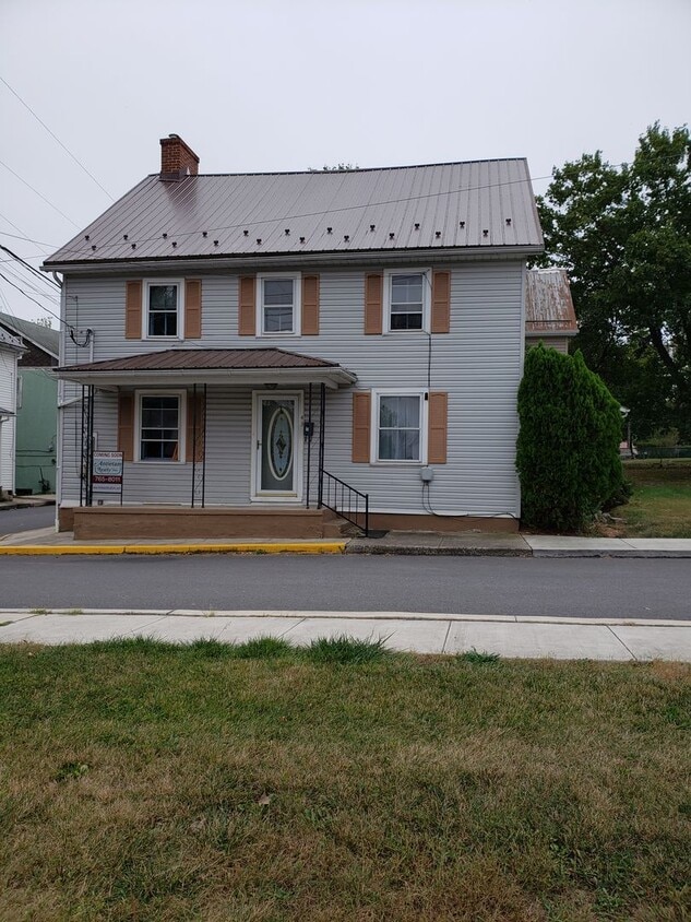 Primary Photo - 43 E California St