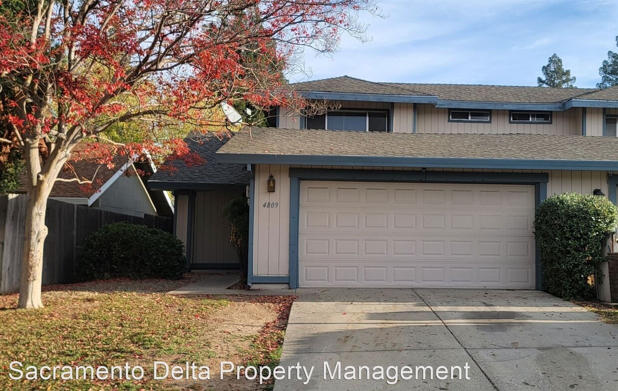 3 br, 2 bath House 4809 McCloud Drive House Rental in Sacramento