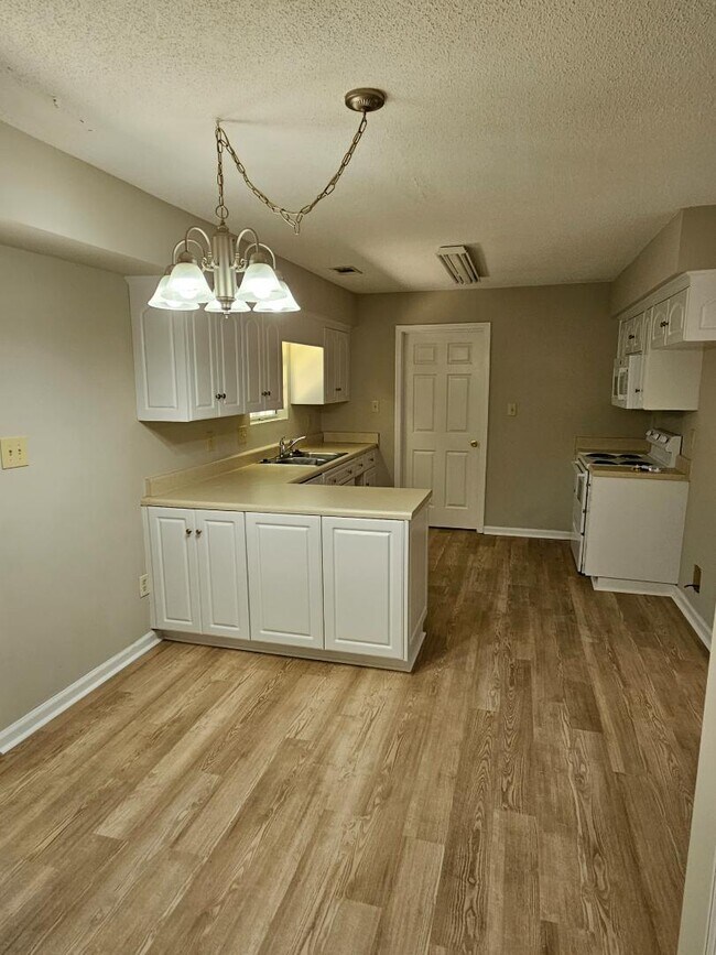 Foto del edificio - 119 Maple Creek Dr