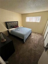 Building Photo - 1388 E Desert Inn Rd