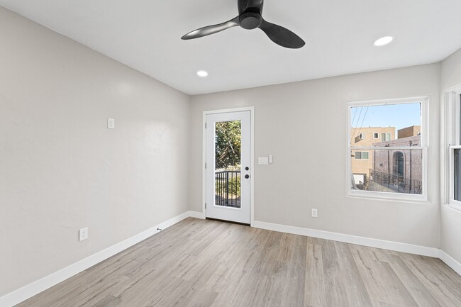 Building Photo - RECENTLY REDUCED! Beautifully Remodeled 3-...