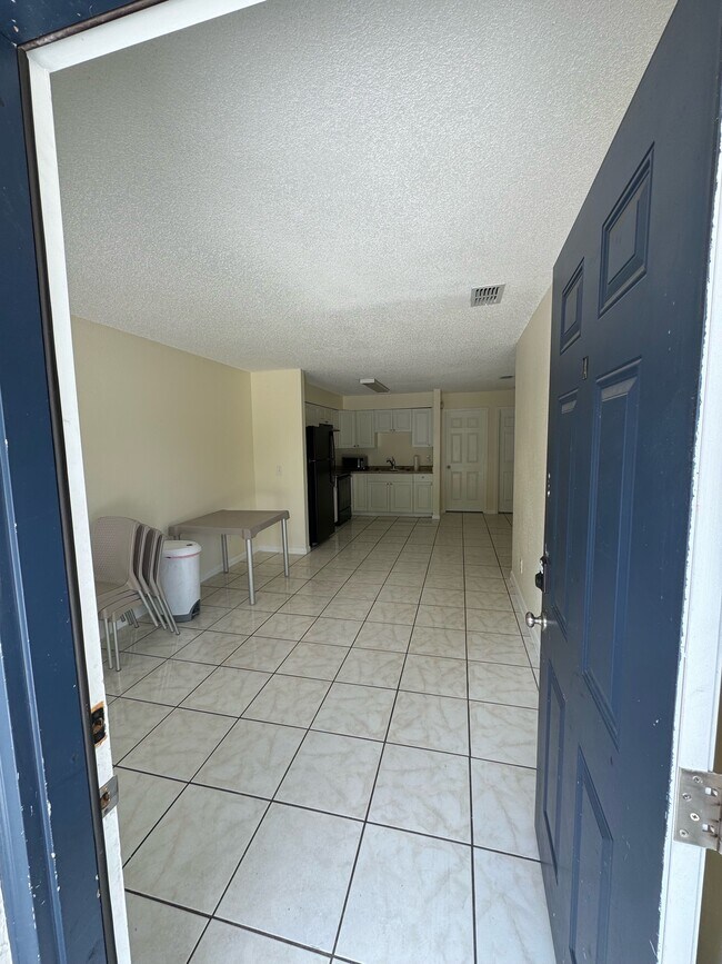 Entrance and Living Room - 1411 E 109th Ave