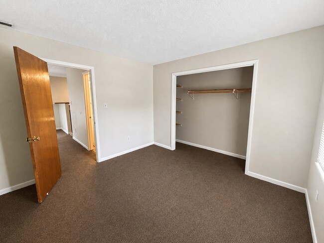 Building Photo - 4909 Cotton Row NW