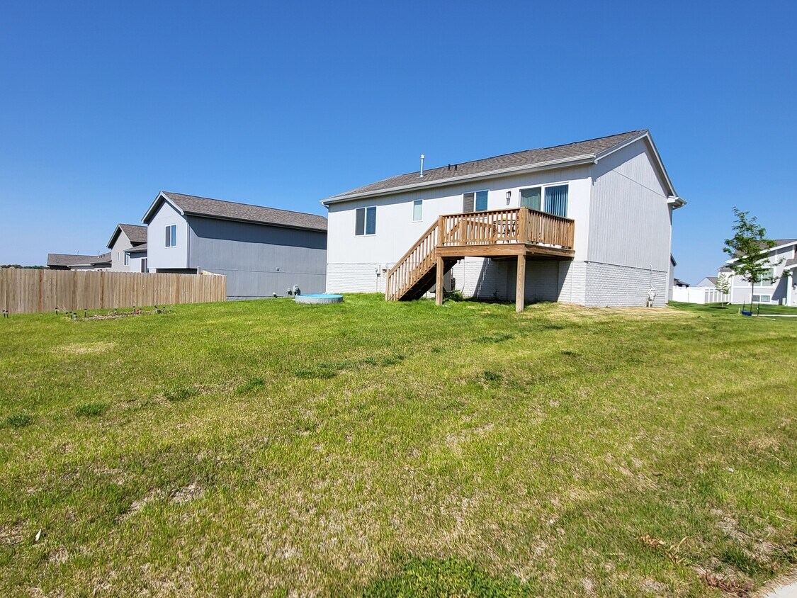Foto principal - 8410 S 177th Ave