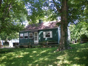 Building Photo - 501 S Mitchell St