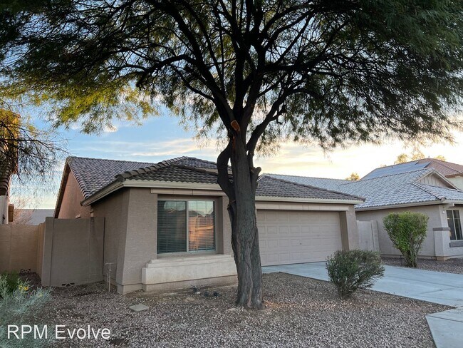 Building Photo - 4 br, 2 bath House - 10033 W Veliana Way