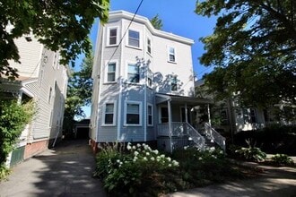Building Photo - 20 Teel St