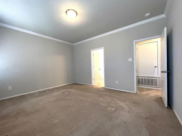 Building Photo - 2115 Auburndale Ave