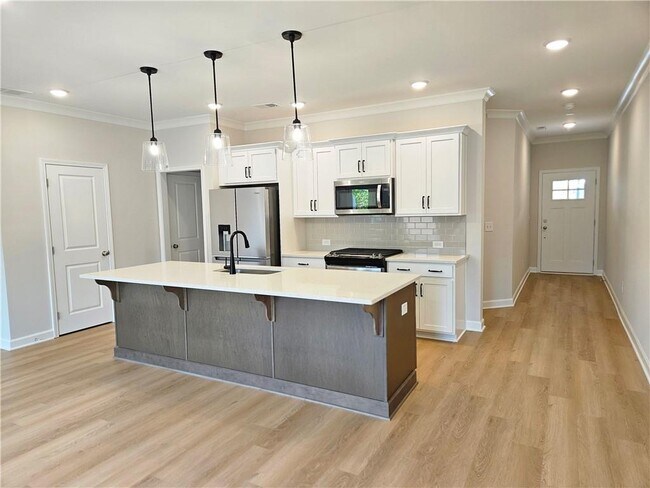 Foto del edificio - 125 Priestwood Ln