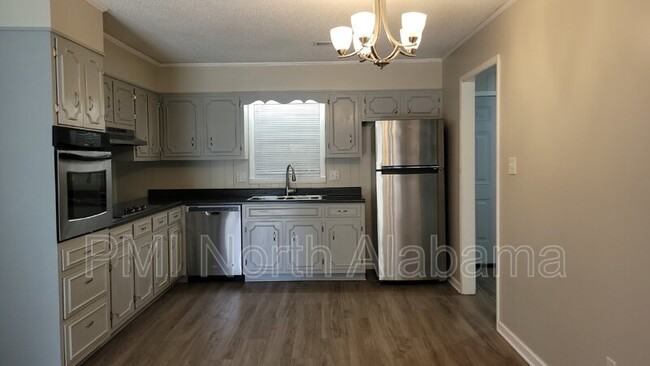 Building Photo - 1312 Cloverdale Ave SW