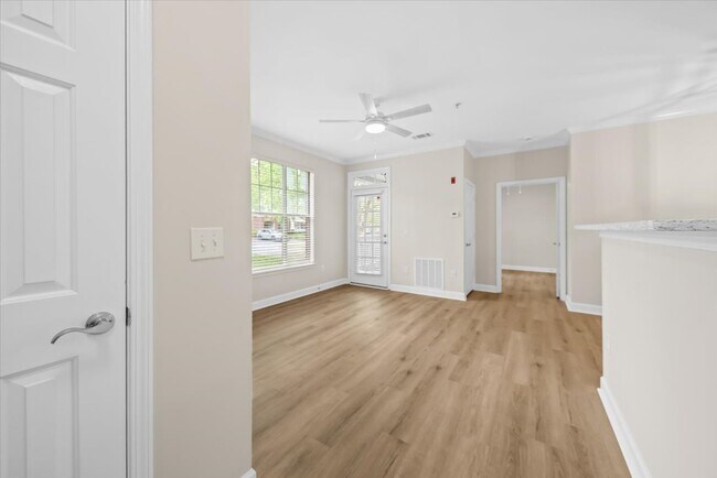 Foto del edificio - 45 Sycamore Ave