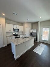 Building Photo - 445 Elevon Pkwy