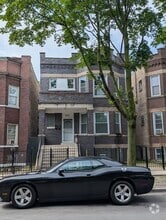 Building Photo - 3931 W Van Buren St