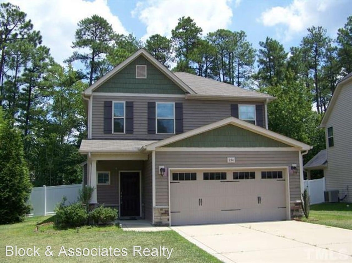 Primary Photo - 3 br, 2.5 bath House - 234 Blue Bay