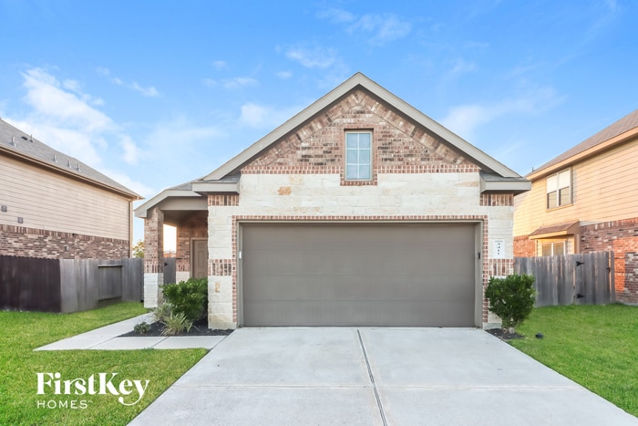 Foto principal - 3411 Falling Brk Dr