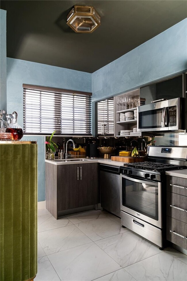 Building Photo - 1601 Jefferson Ave