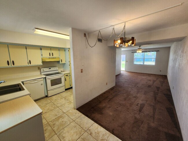 Foto del edificio - 50% off move in with 1 year lease agreement!!