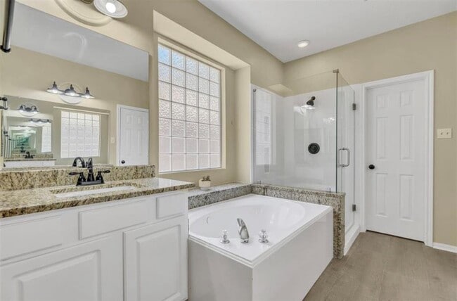 Building Photo - 20819 Meadow Belle Ct