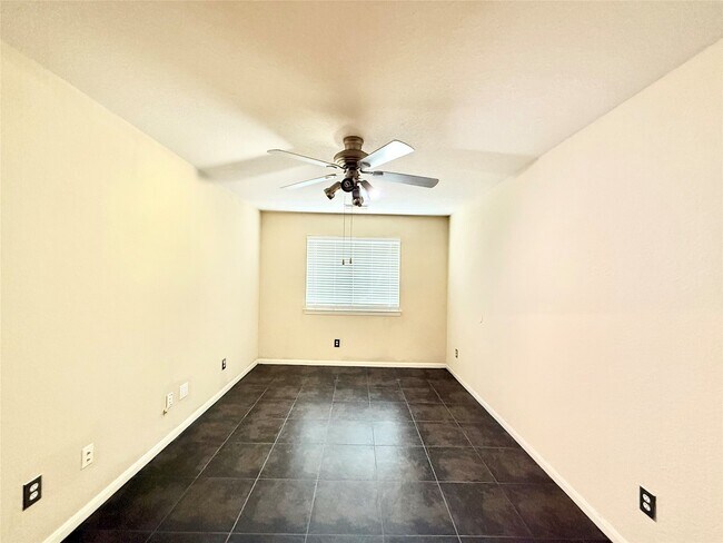 Foto del edificio - 8514 Spotslyvania Ln