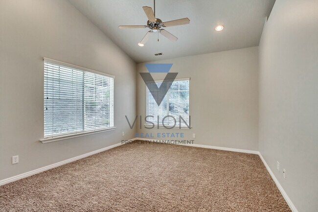 Foto del edificio - 1077 Canyon Meadow Dr