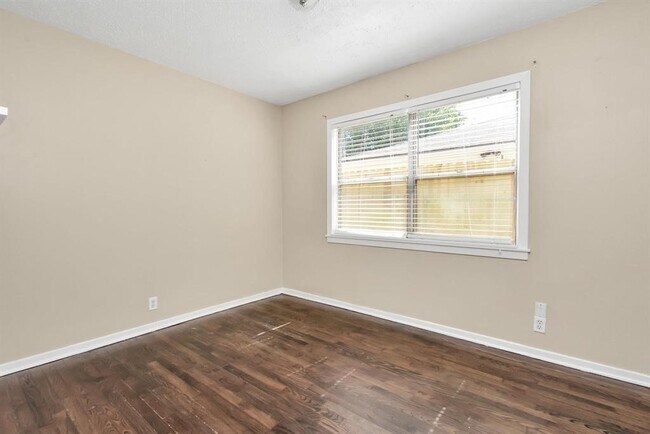Foto del edificio - 6610 Granite St