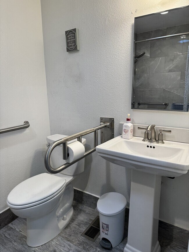 Foto del edificio - 10302 141st St Ct E