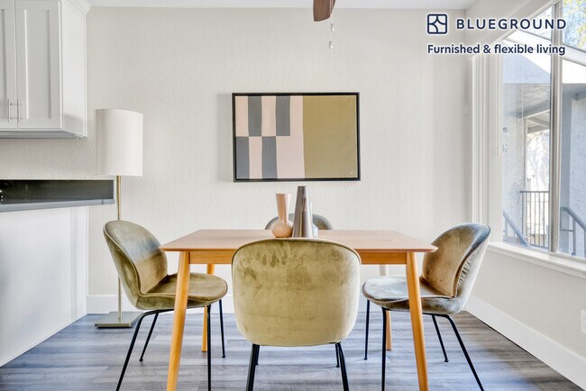 Foto del edificio - 953 Willowleaf Dr