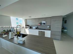 Foto del edificio - 400 Sunny Isles Blvd