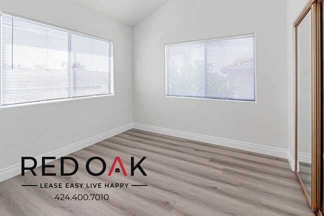 Building Photo - 1250 W Gardena Blvd