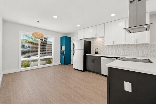 Foto del edificio - 5332 Balcones Dr