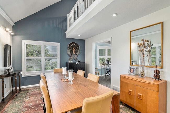 Photo - 705 Grey Eagle Cir N House