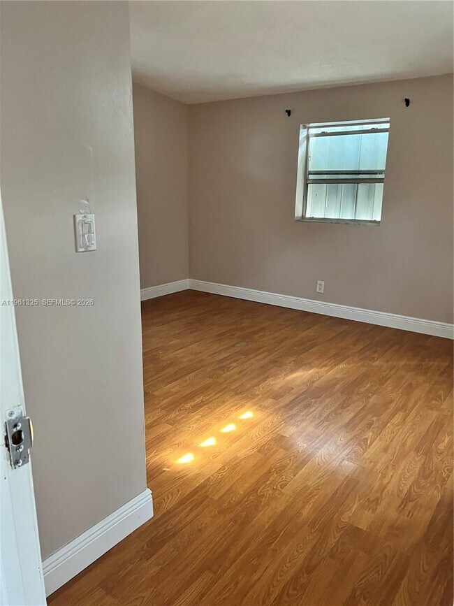 Foto del edificio - 410 N 58th Ave