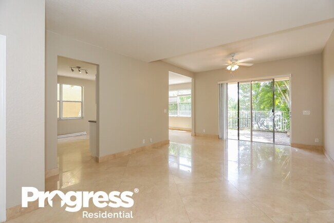 Foto del edificio - 1021 N 12th Terrace