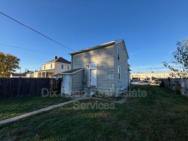 Foto del edificio - 1041 Fairview Ave