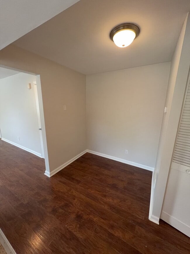 Building Photo - 3918 E Gatewood Ln