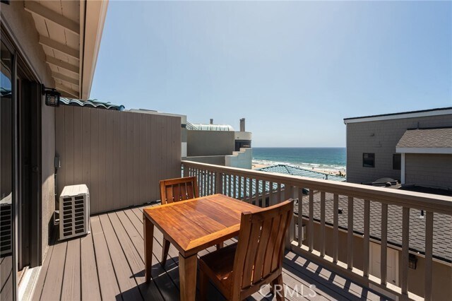 Building Photo - 1609 Ocean Dr