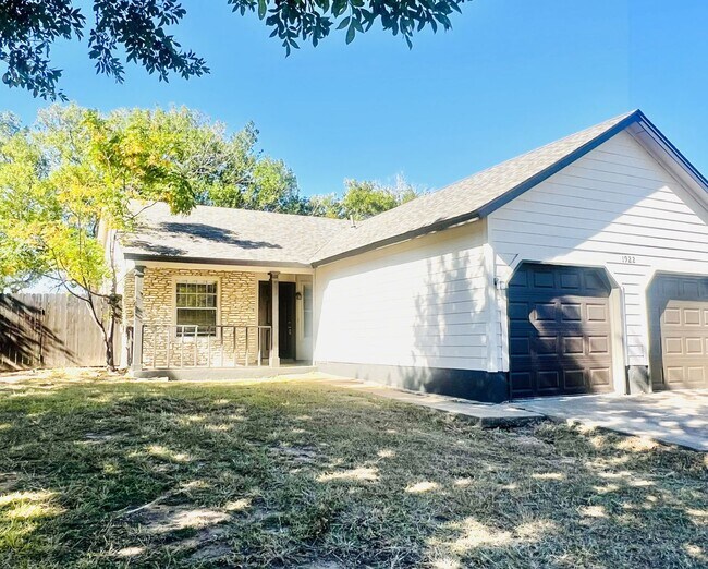 Foto del edificio - 1922 Nicole Cir