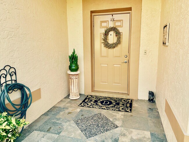 Foto del edificio - 9775 Boca Gardens Cir N